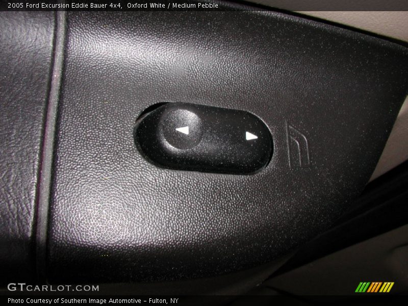 Oxford White / Medium Pebble 2005 Ford Excursion Eddie Bauer 4x4