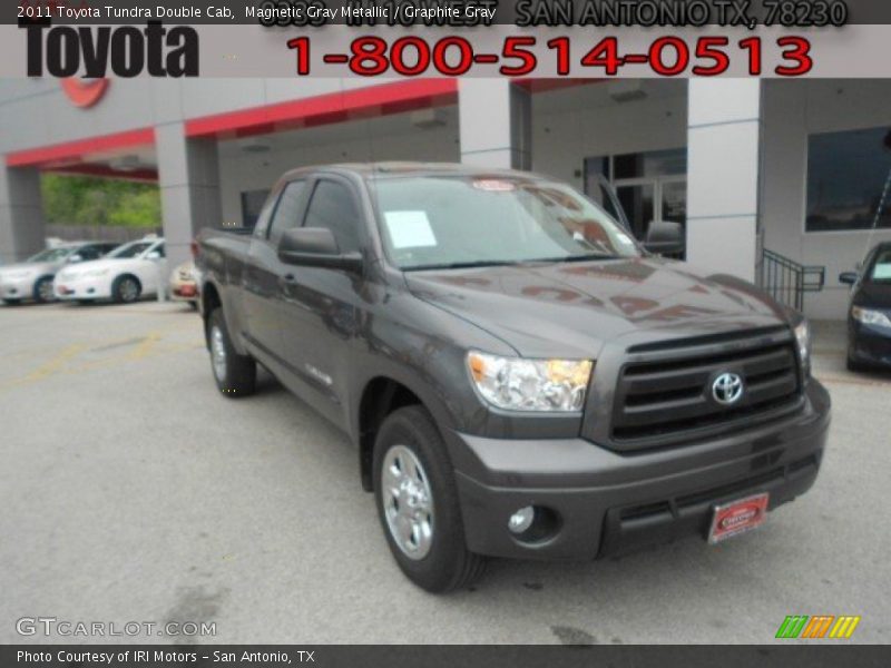Magnetic Gray Metallic / Graphite Gray 2011 Toyota Tundra Double Cab