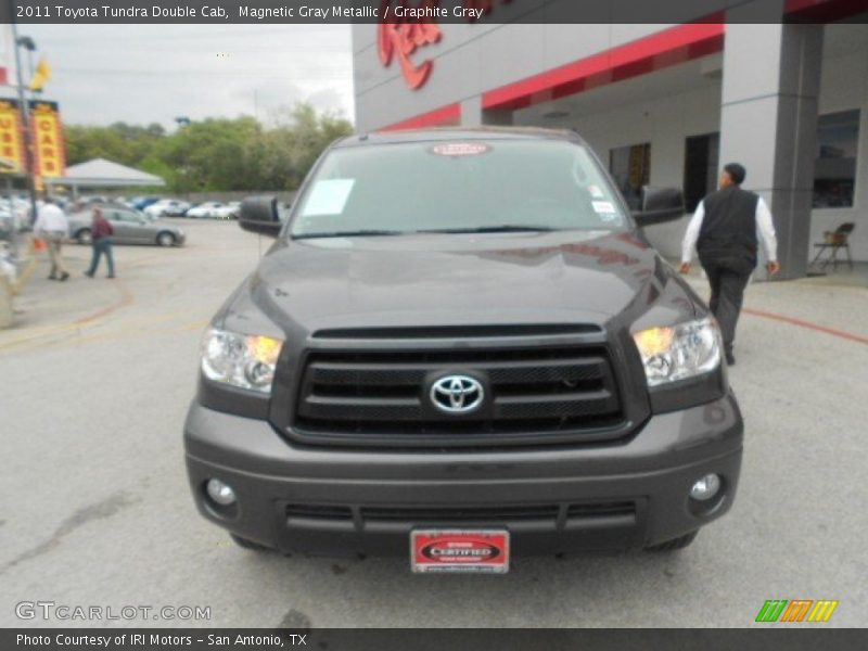 Magnetic Gray Metallic / Graphite Gray 2011 Toyota Tundra Double Cab