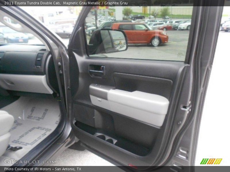 Magnetic Gray Metallic / Graphite Gray 2011 Toyota Tundra Double Cab