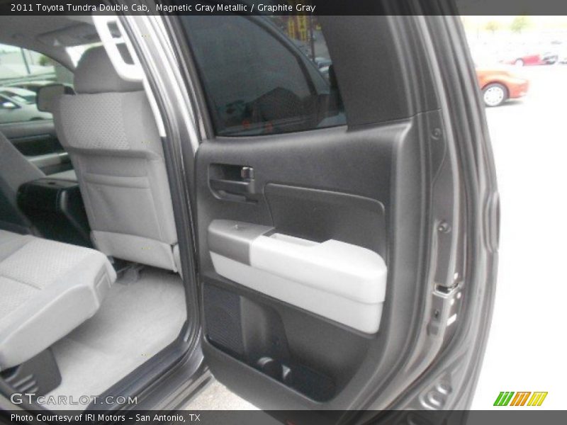 Magnetic Gray Metallic / Graphite Gray 2011 Toyota Tundra Double Cab
