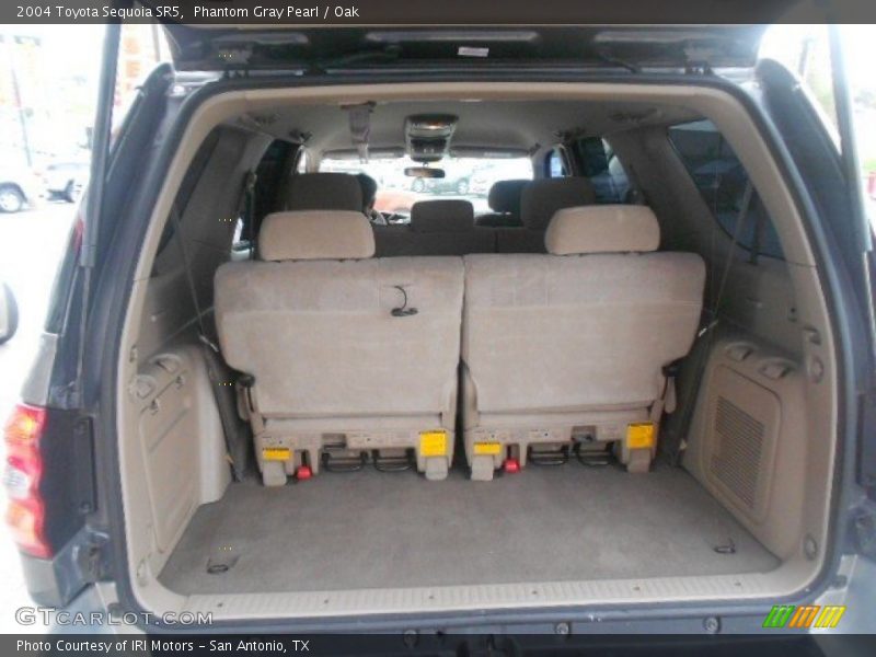 Phantom Gray Pearl / Oak 2004 Toyota Sequoia SR5