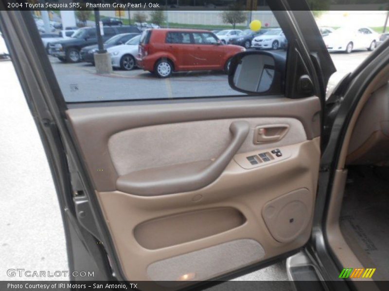 Phantom Gray Pearl / Oak 2004 Toyota Sequoia SR5