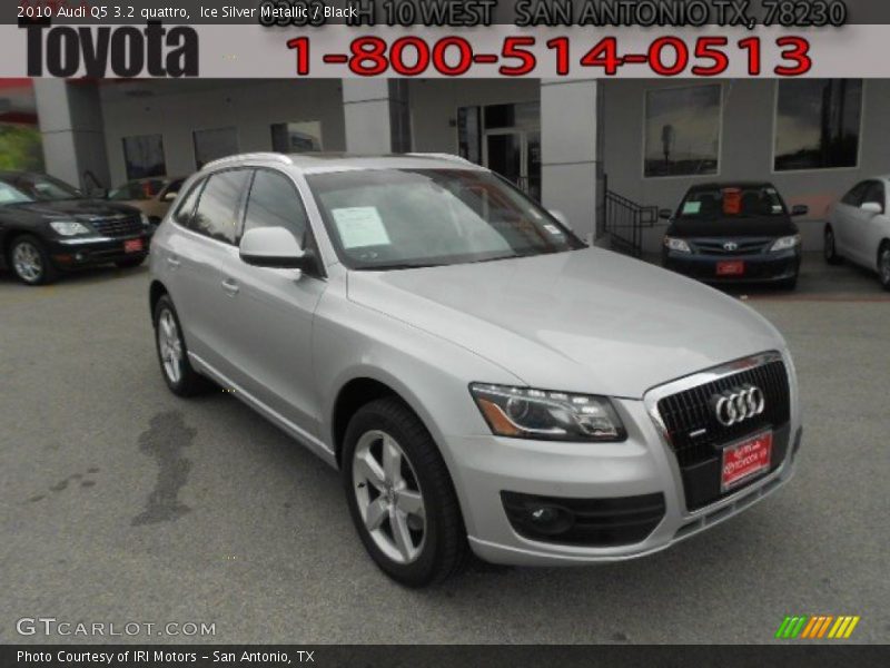 Ice Silver Metallic / Black 2010 Audi Q5 3.2 quattro