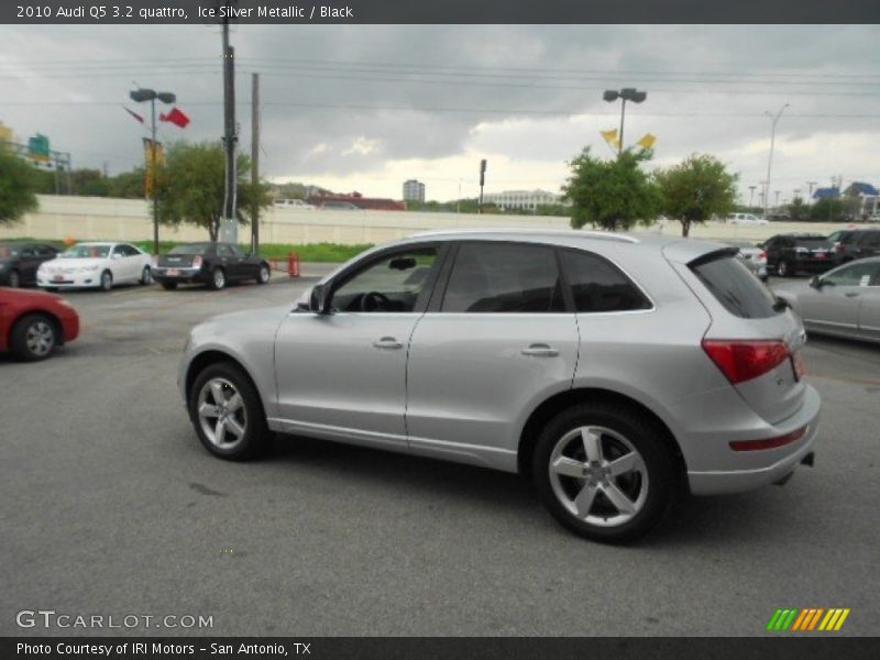Ice Silver Metallic / Black 2010 Audi Q5 3.2 quattro