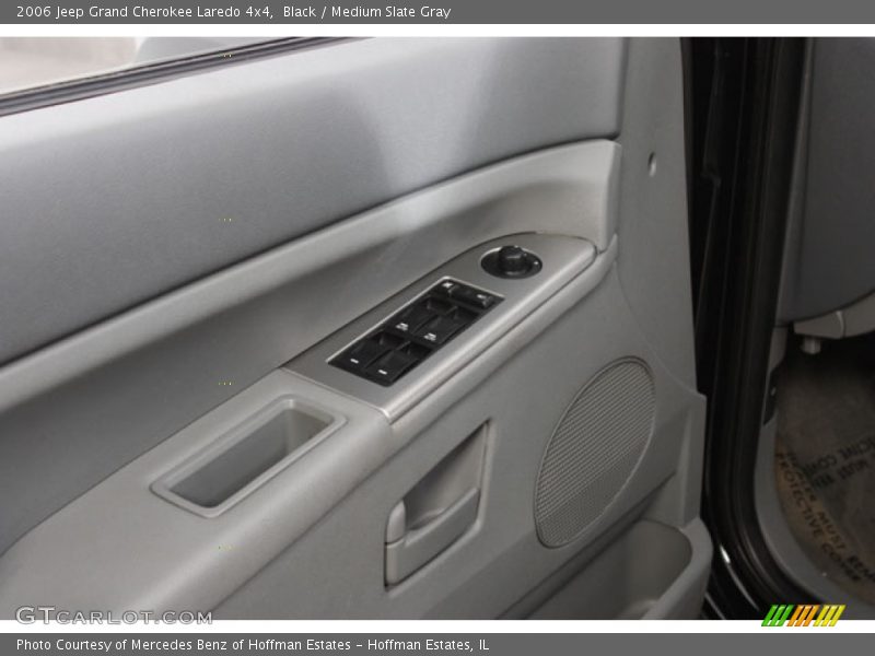 Black / Medium Slate Gray 2006 Jeep Grand Cherokee Laredo 4x4