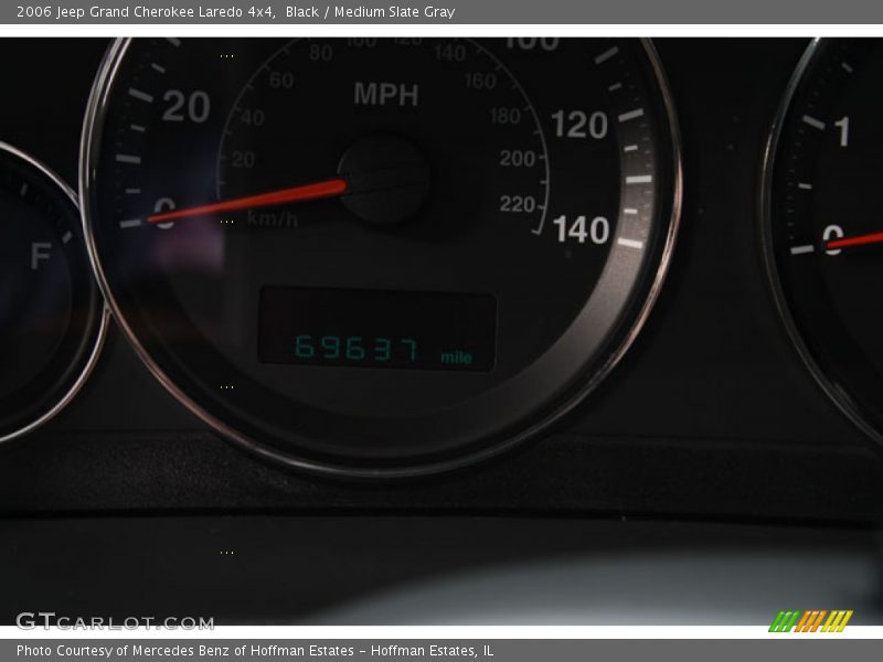 Black / Medium Slate Gray 2006 Jeep Grand Cherokee Laredo 4x4