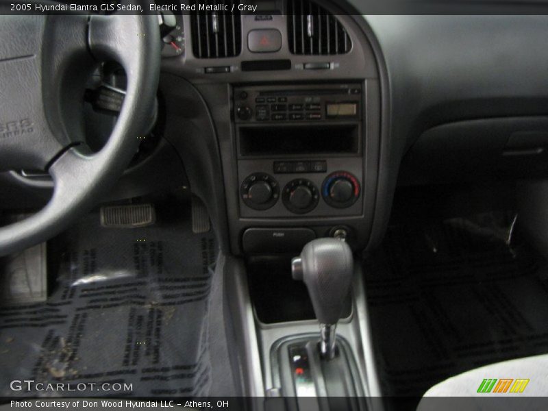 Electric Red Metallic / Gray 2005 Hyundai Elantra GLS Sedan