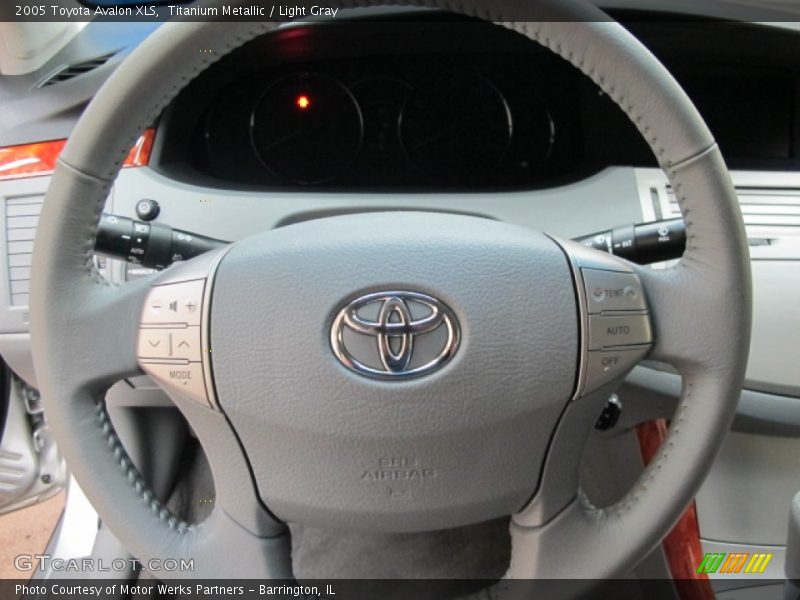  2005 Avalon XLS Steering Wheel