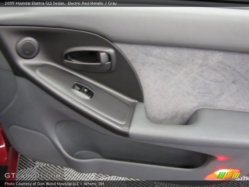 Electric Red Metallic / Gray 2005 Hyundai Elantra GLS Sedan