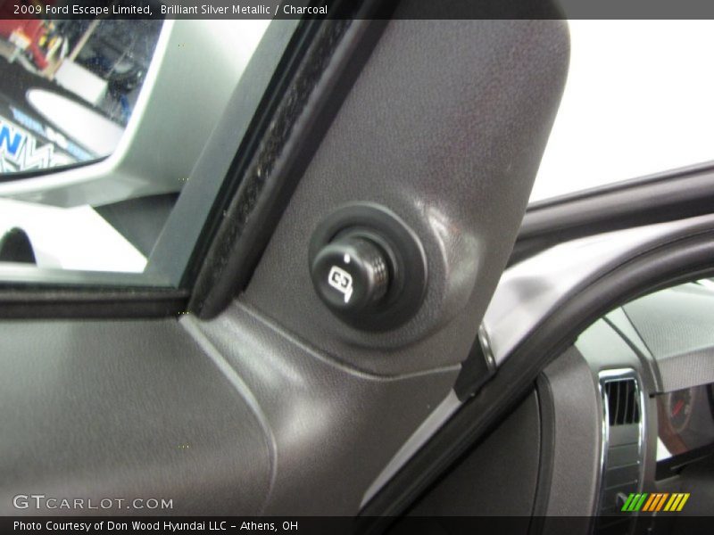 Brilliant Silver Metallic / Charcoal 2009 Ford Escape Limited