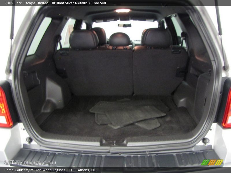  2009 Escape Limited Trunk
