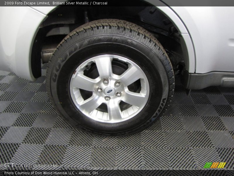 Brilliant Silver Metallic / Charcoal 2009 Ford Escape Limited