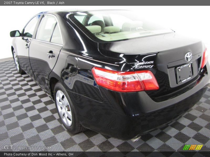 Black / Ash 2007 Toyota Camry LE V6