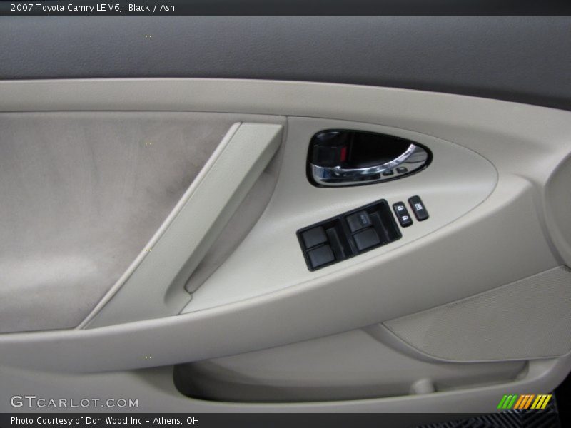 Black / Ash 2007 Toyota Camry LE V6