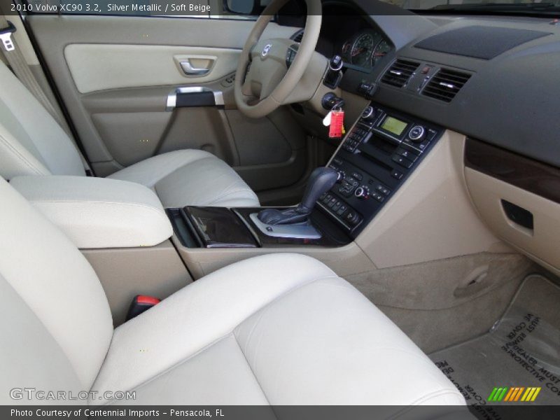 Silver Metallic / Soft Beige 2010 Volvo XC90 3.2