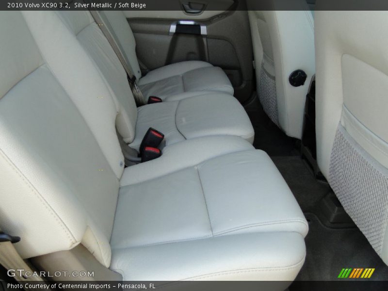 Silver Metallic / Soft Beige 2010 Volvo XC90 3.2