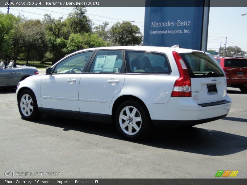 Ice White / Dark Beige/Quartz 2006 Volvo V50 2.4i