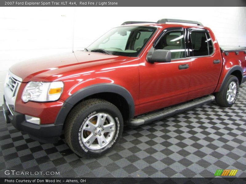 Red Fire / Light Stone 2007 Ford Explorer Sport Trac XLT 4x4