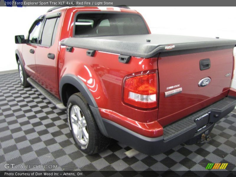 Red Fire / Light Stone 2007 Ford Explorer Sport Trac XLT 4x4