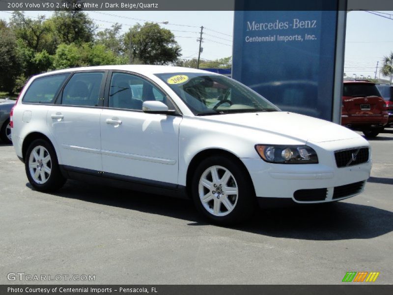 Ice White / Dark Beige/Quartz 2006 Volvo V50 2.4i