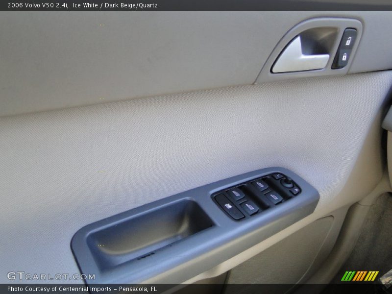 Ice White / Dark Beige/Quartz 2006 Volvo V50 2.4i