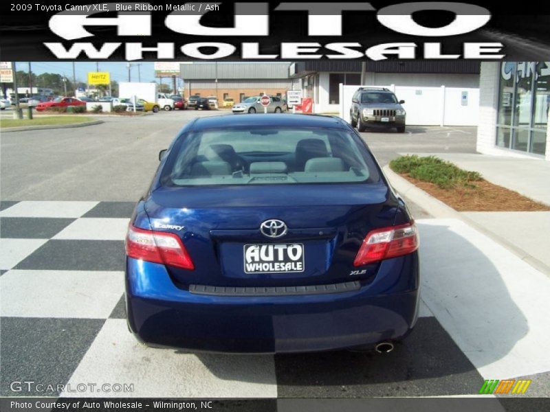 Blue Ribbon Metallic / Ash 2009 Toyota Camry XLE