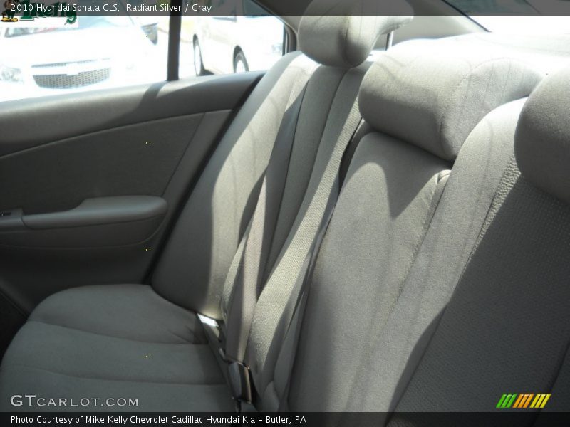 Radiant Silver / Gray 2010 Hyundai Sonata GLS