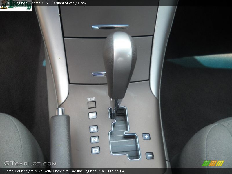Radiant Silver / Gray 2010 Hyundai Sonata GLS