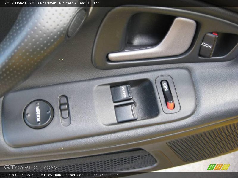 Rio Yellow Pearl / Black 2007 Honda S2000 Roadster