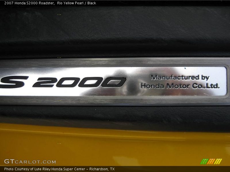 Rio Yellow Pearl / Black 2007 Honda S2000 Roadster