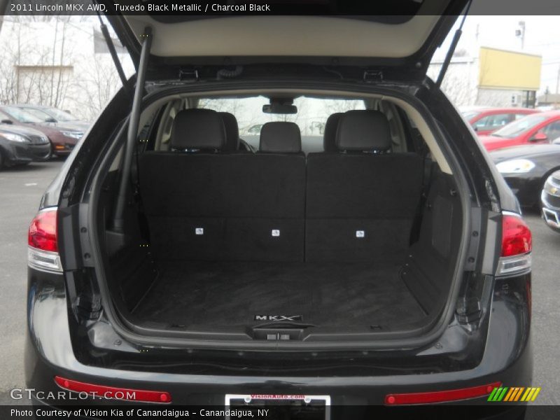 Tuxedo Black Metallic / Charcoal Black 2011 Lincoln MKX AWD