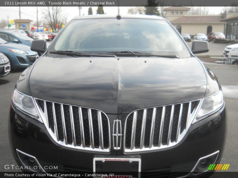 Tuxedo Black Metallic / Charcoal Black 2011 Lincoln MKX AWD