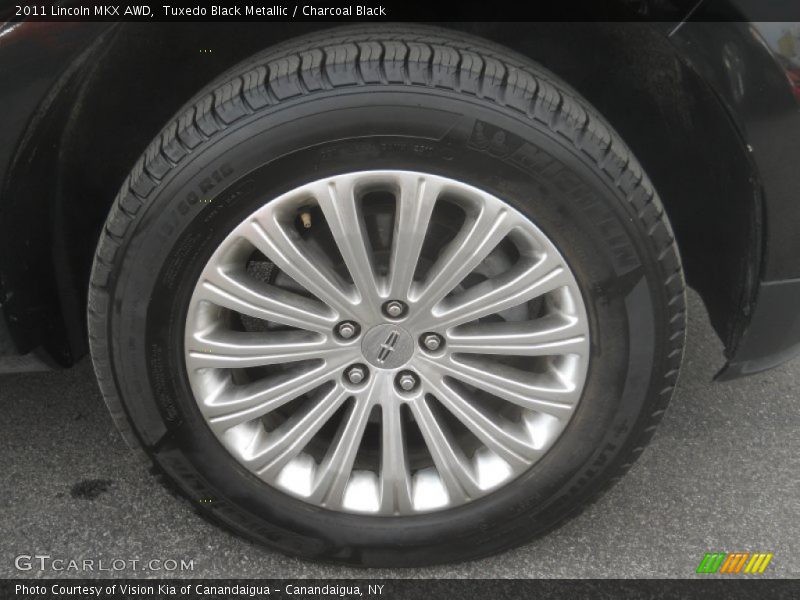Tuxedo Black Metallic / Charcoal Black 2011 Lincoln MKX AWD