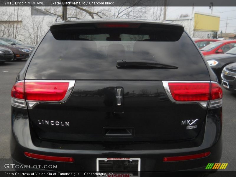Tuxedo Black Metallic / Charcoal Black 2011 Lincoln MKX AWD