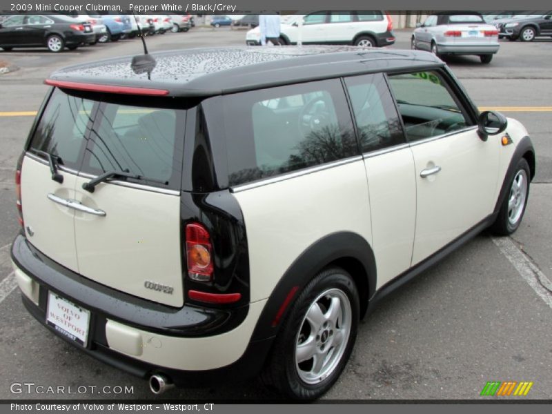 Pepper White / Black/Grey 2009 Mini Cooper Clubman