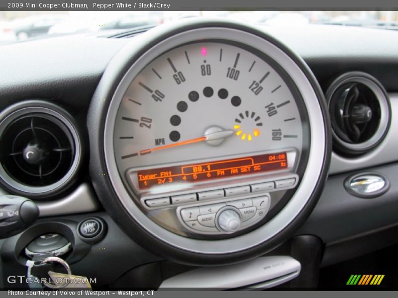 Pepper White / Black/Grey 2009 Mini Cooper Clubman