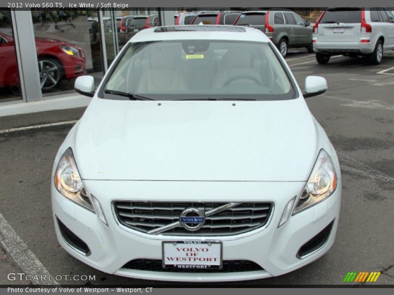 Ice White / Soft Beige 2012 Volvo S60 T5