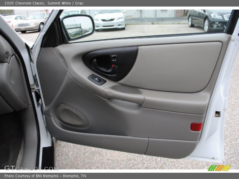 Summit White / Gray 2005 Chevrolet Classic