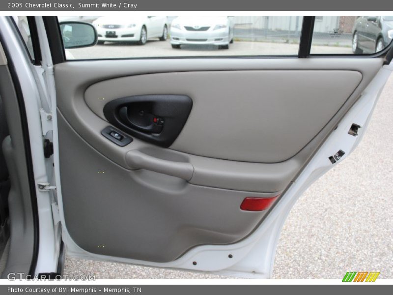 Summit White / Gray 2005 Chevrolet Classic