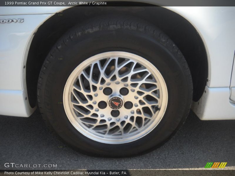 Arctic White / Graphite 1999 Pontiac Grand Prix GT Coupe