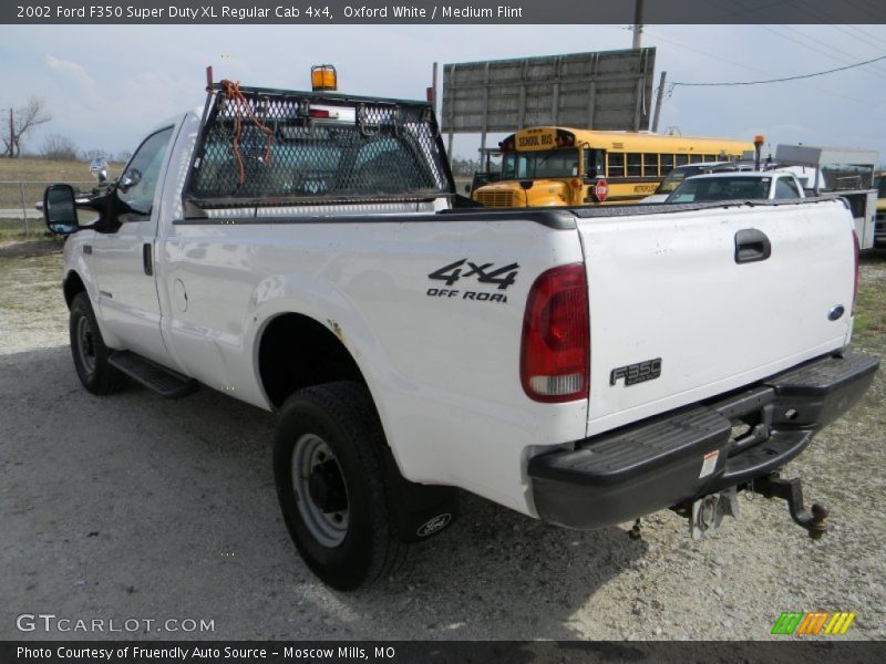 Oxford White / Medium Flint 2002 Ford F350 Super Duty XL Regular Cab 4x4