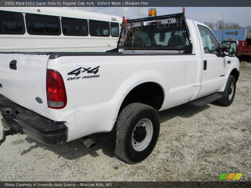 Oxford White / Medium Flint 2002 Ford F350 Super Duty XL Regular Cab 4x4