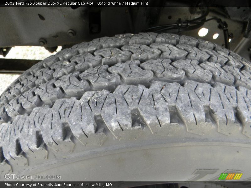 Oxford White / Medium Flint 2002 Ford F350 Super Duty XL Regular Cab 4x4