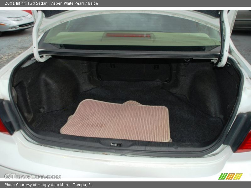 Aspen White Pearl / Beige 2001 Infiniti I 30 Sedan
