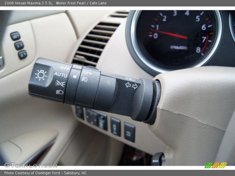 Controls of 2008 Maxima 3.5 SL