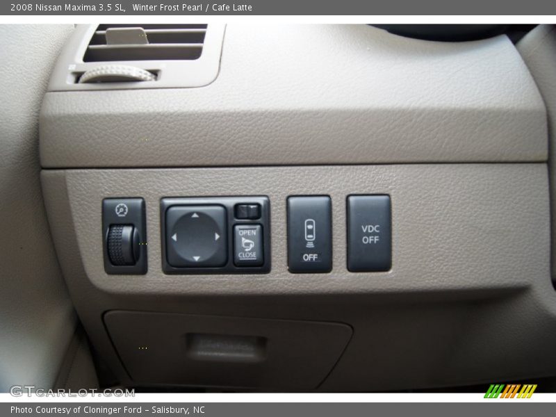 Winter Frost Pearl / Cafe Latte 2008 Nissan Maxima 3.5 SL