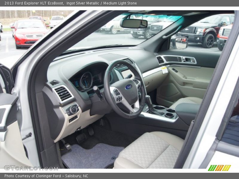  2013 Explorer XLT EcoBoost Medium Light Stone Interior
