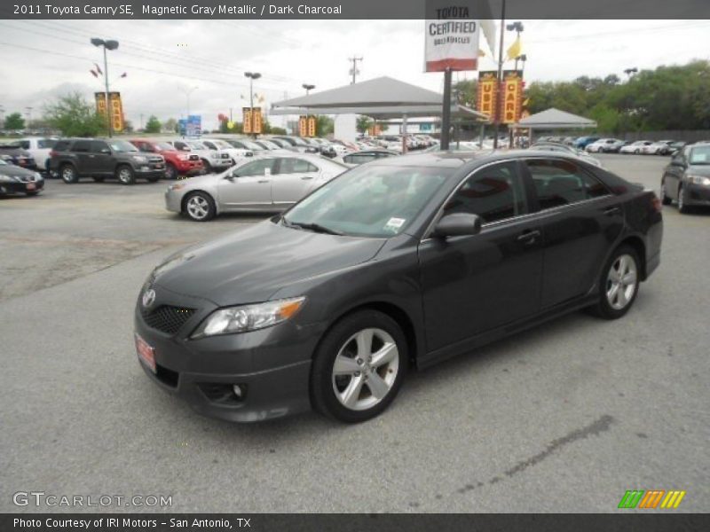 Magnetic Gray Metallic / Dark Charcoal 2011 Toyota Camry SE