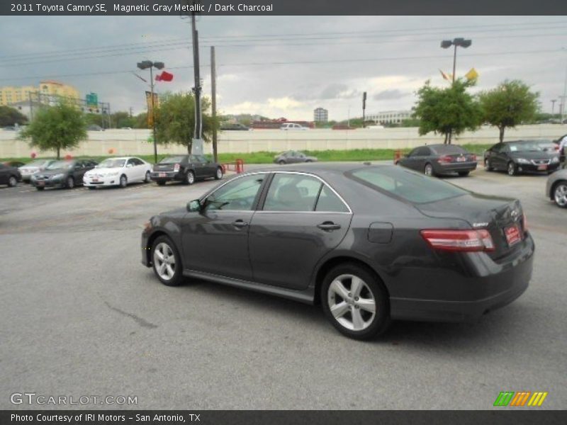 Magnetic Gray Metallic / Dark Charcoal 2011 Toyota Camry SE